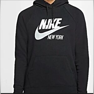 NWT Authentic Nike New York Woman’s Black Hoodie   Size Small